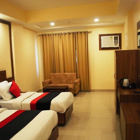 Hotel The Vaishno Devi Hills Katra  Buitenkant foto