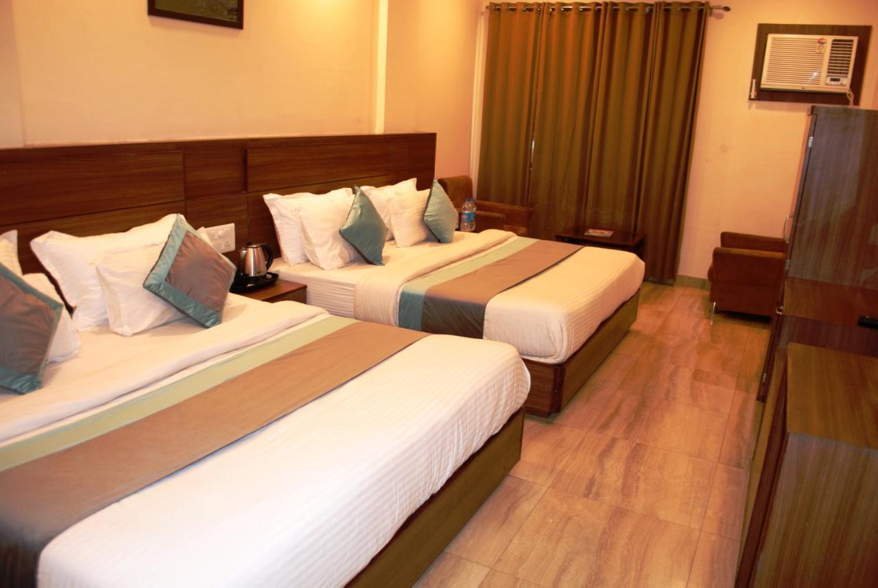 Hotel The Vaishno Devi Hills Katra  Buitenkant foto
